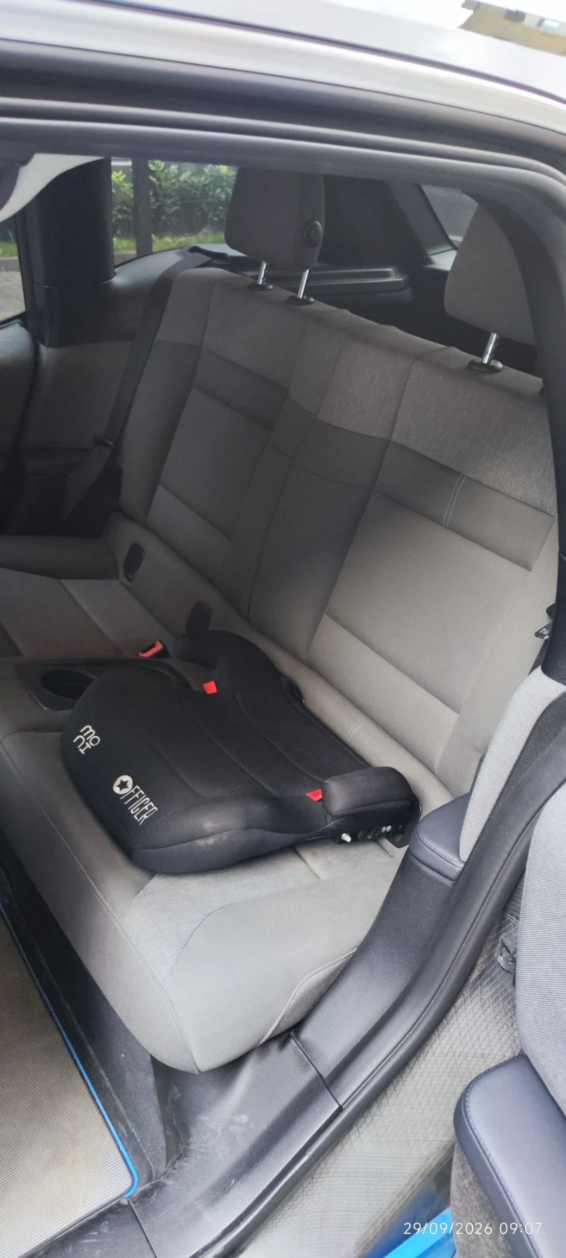 BMW i3 60Ah, Led, термопомпа, камера, подгрев, снимка 10 - Автомобили и джипове - 56270112