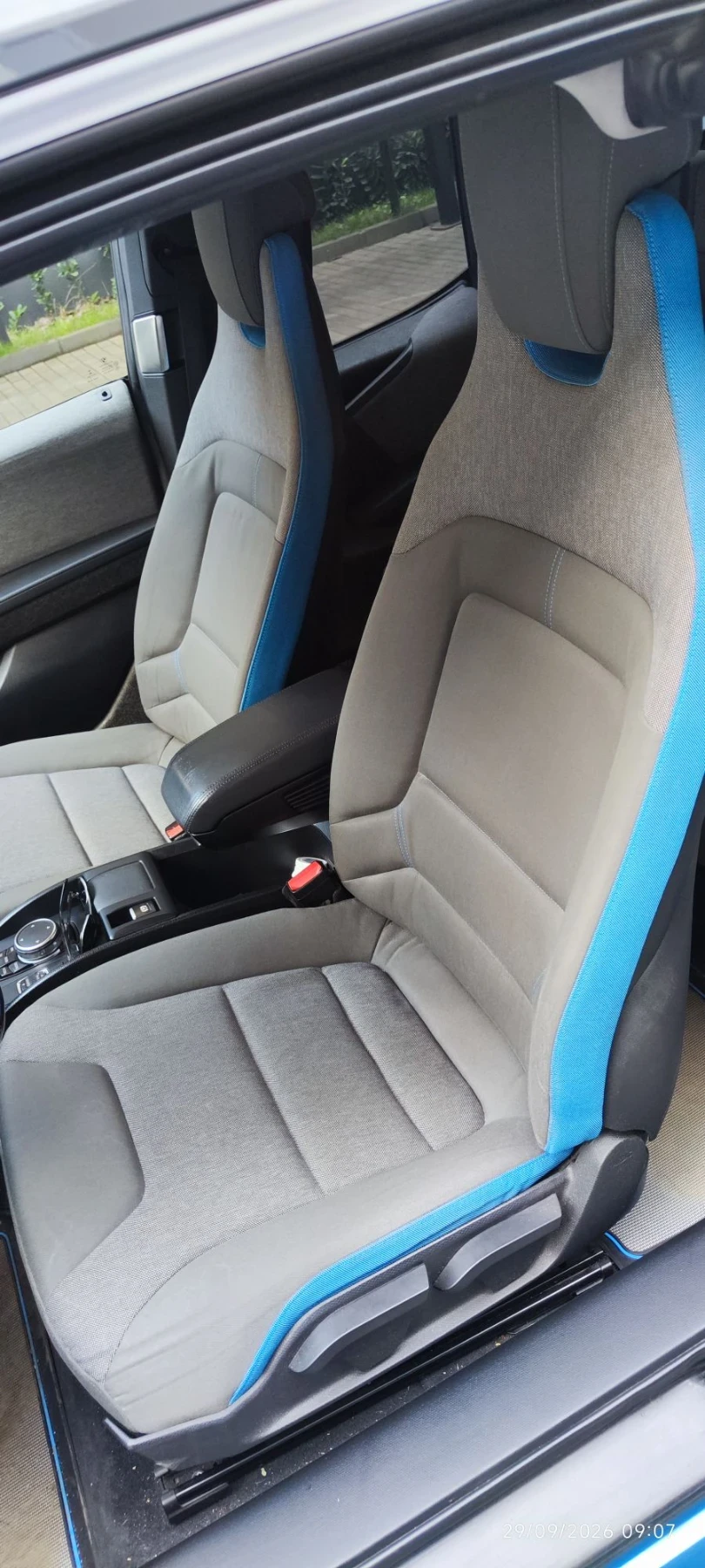 BMW i3 60Ah, Led, термопомпа, камера, подгрев, снимка 9 - Автомобили и джипове - 56270112