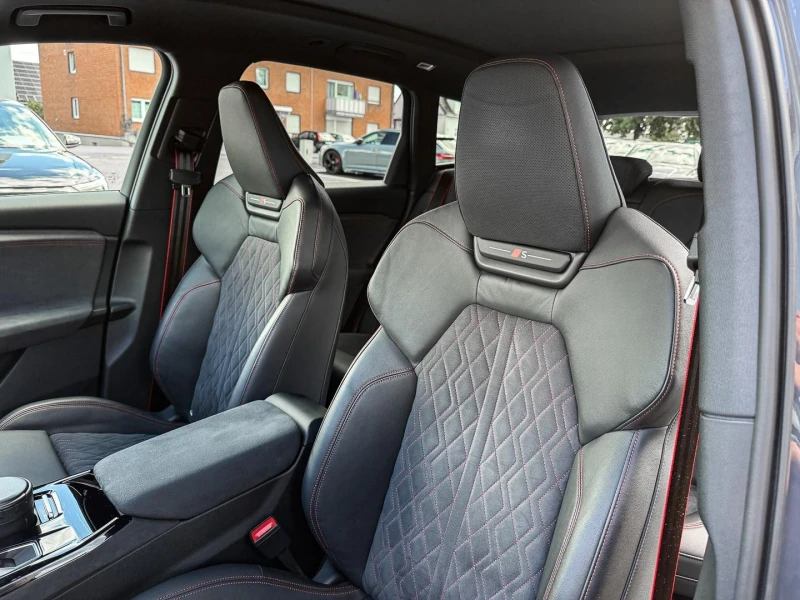 Audi Q6 E-TRON 55 QUATTRO EDITION ONE S-LINE B&O, снимка 11 - Автомобили и джипове - 52666742