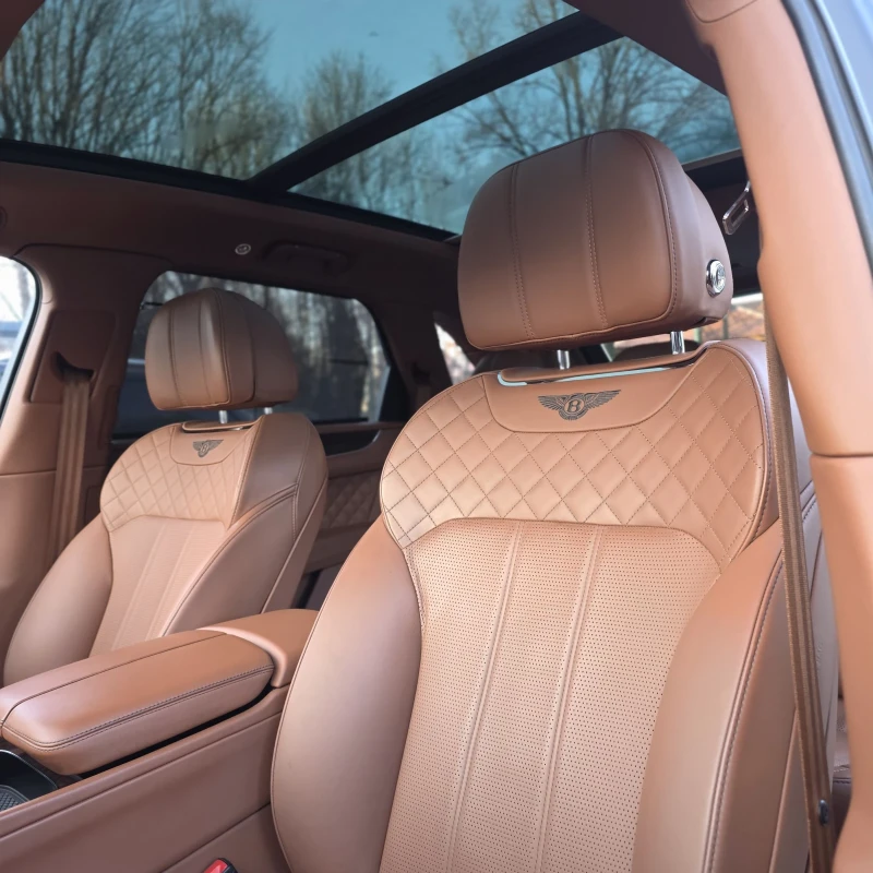 Bentley Bentayga 6.0 W12/Massage/Head-Up/Pano, снимка 9 - Автомобили и джипове - 52829721