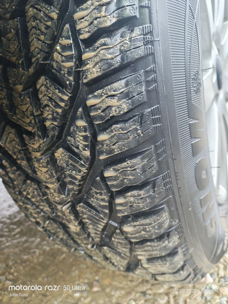 Volvo Xc90 2.4 D5 AWD 163k.c. 6+ 1, Automatic 4+ 4, снимка 15 - Автомобили и джипове - 53389909