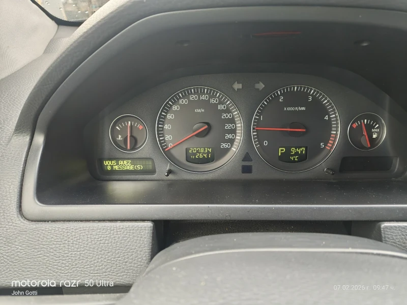 Volvo Xc90 2.4 D5 AWD 163k.c. 6+ 1, Automatic 4+ 4, снимка 13 - Автомобили и джипове - 53389909