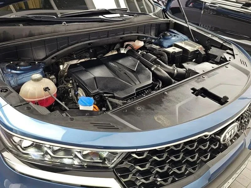 Kia Sorento, снимка 6 - Автомобили и джипове - 56690867