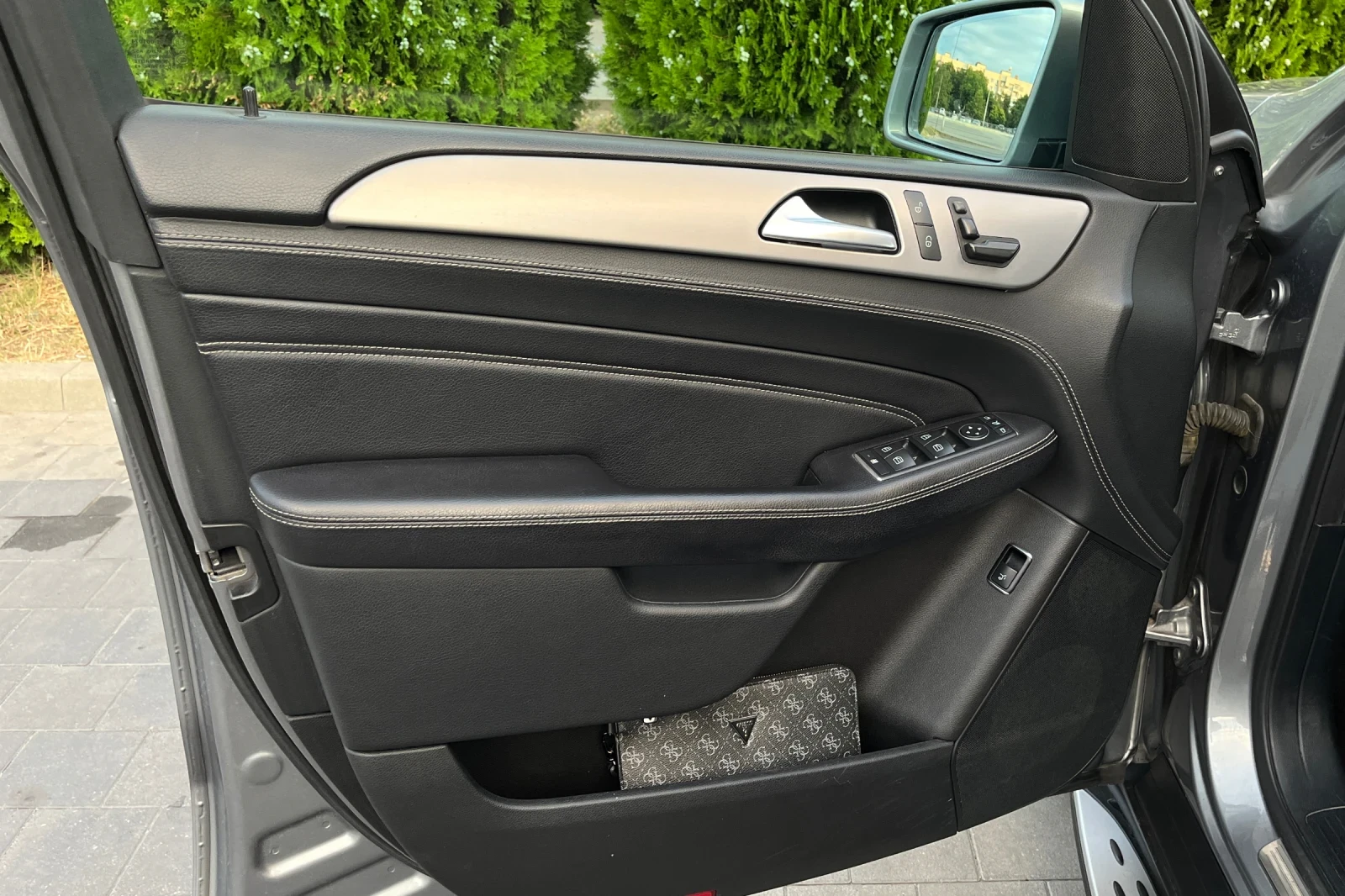 Mercedes-Benz ML 350 AMG Pack Подгрев/Обдухване/Keyless/Офроуд пакет - изображение 10