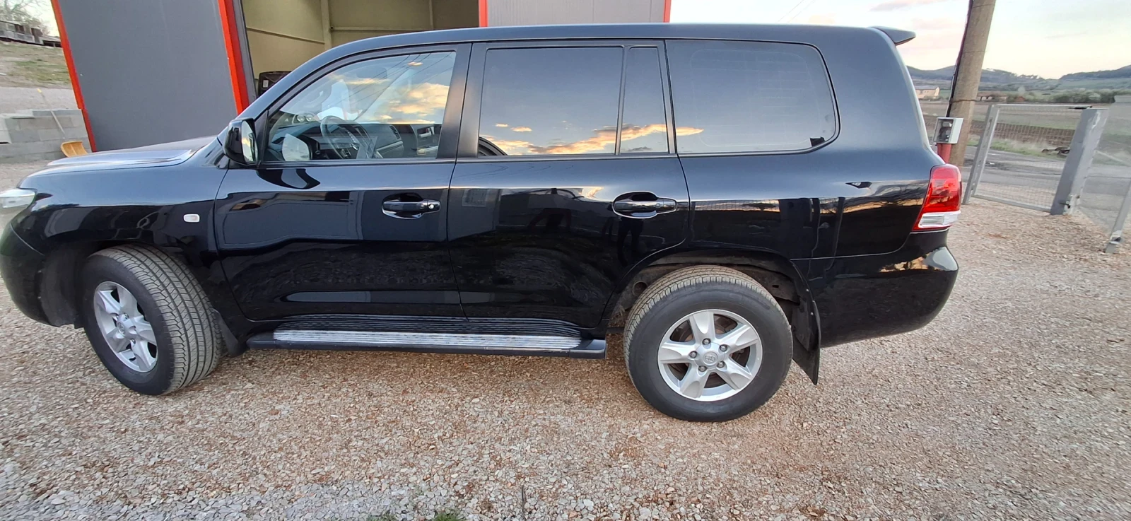Toyota Land cruiser, снимка 4 - Автомобили и джипове - 54196354