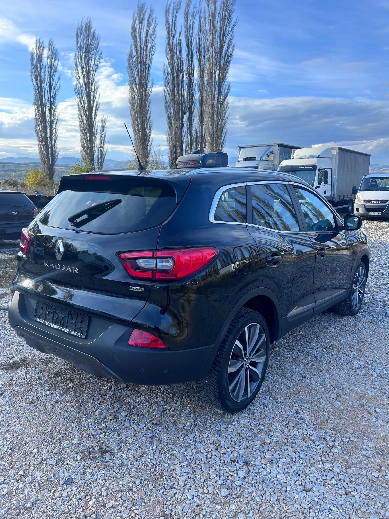 Renault Kadjar  1.6 DCI  EURO 6 BOSE  CAMERA 4x4 FULL EXTRA | Mobile.bg   5