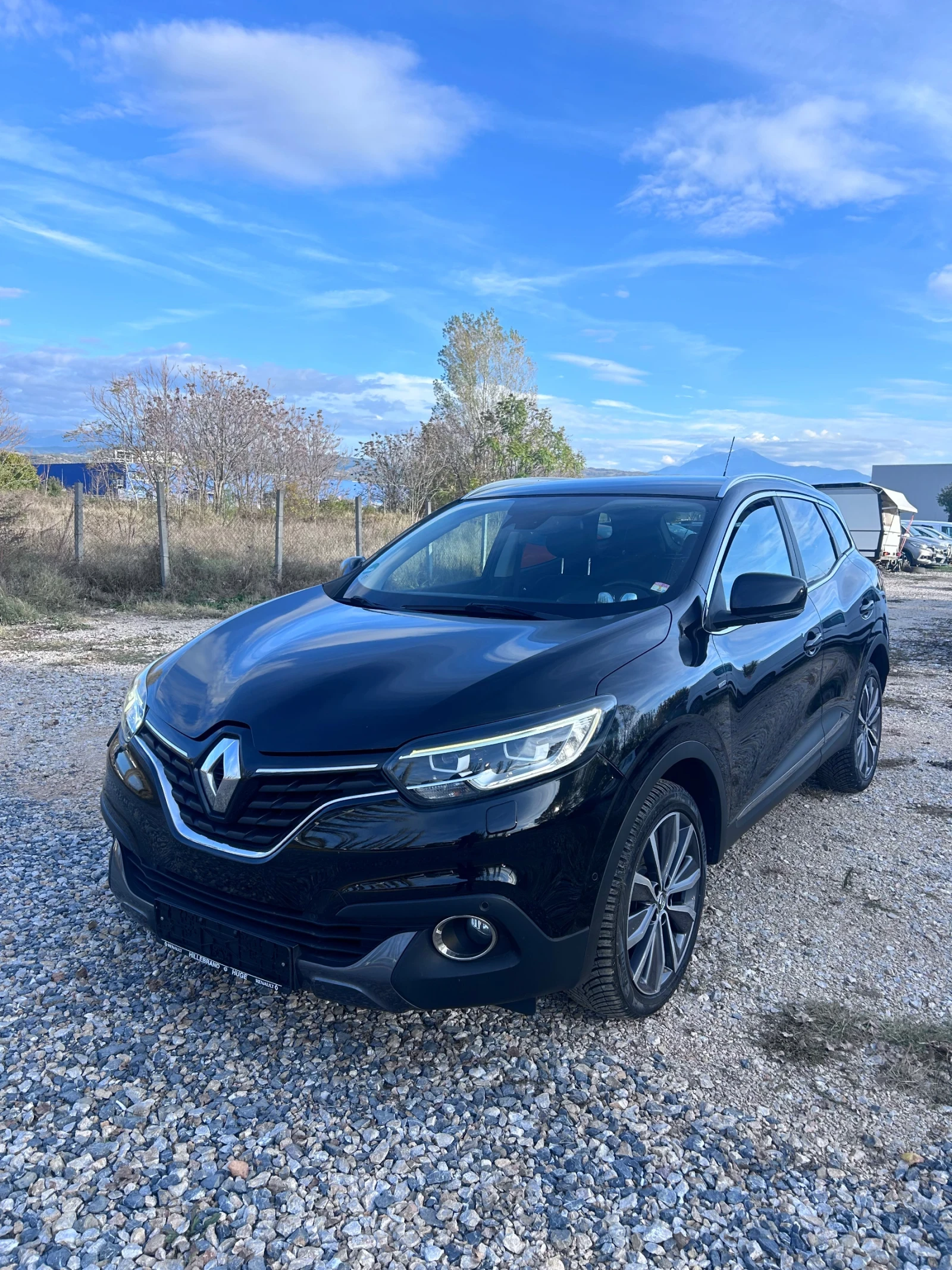 Renault Kadjar  1.6 DCI  EURO 6 BOSE  CAMERA 4x4 FULL EXTRA | Mobile.bg   1