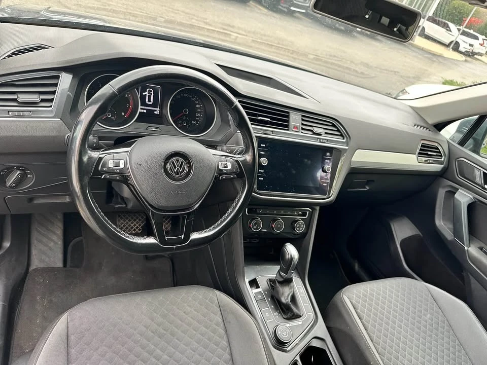 VW Tiguan Trendline * * CARFAX * *  * *  | Mobile.bg   11