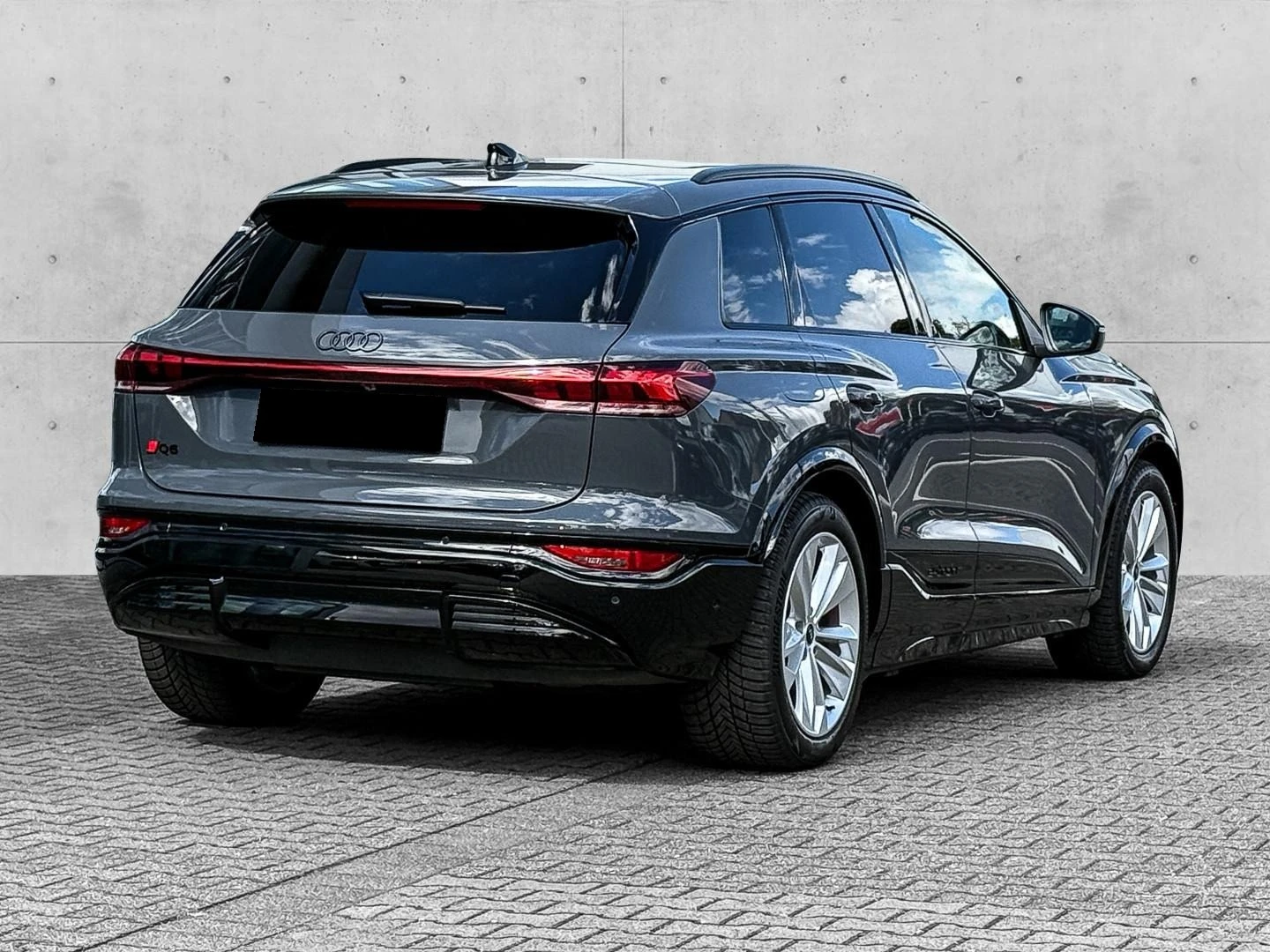 Audi Q6 E-TRON 55 QUATTRO EDITION ONE S-LINE B&O - изображение 4