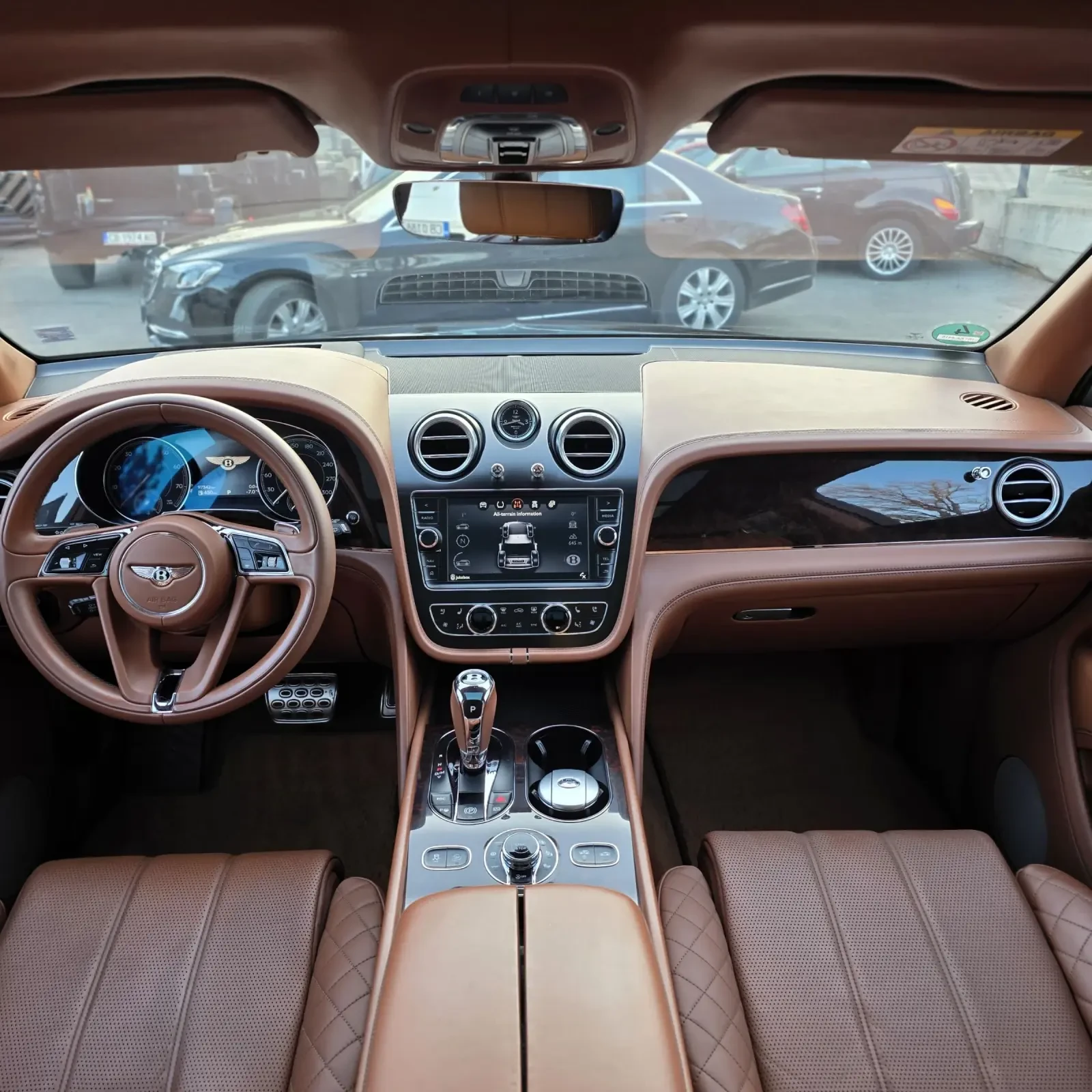 Bentley Bentayga 6.0 W12/Massage/Head-Up/Pano - изображение 8
