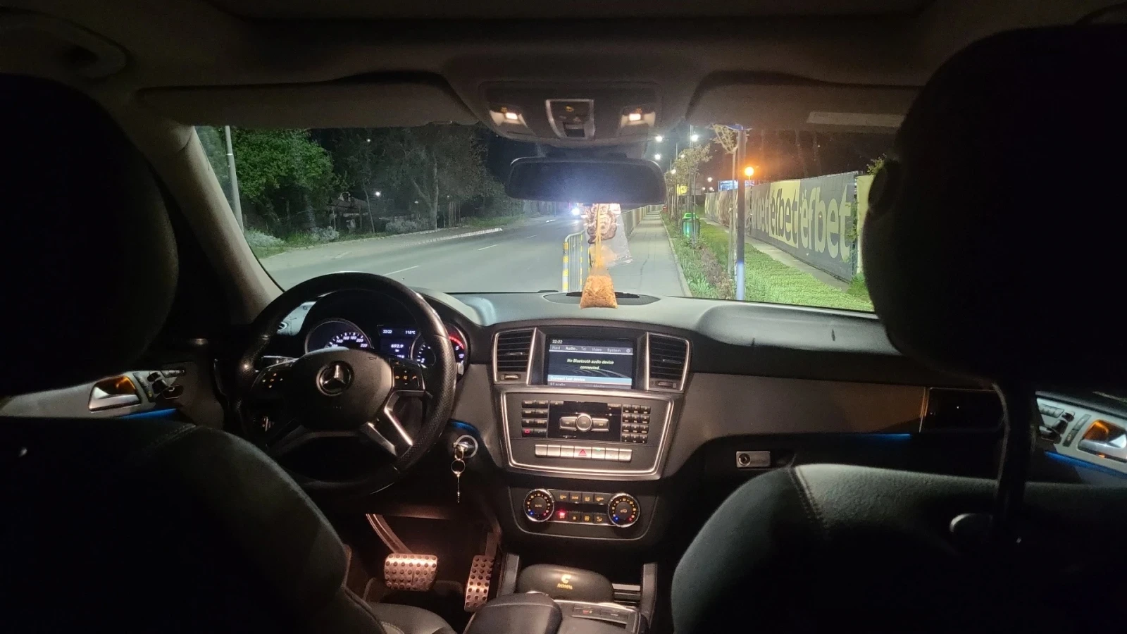 Mercedes-Benz ML 350, снимка 11 - Автомобили и джипове - 54323672