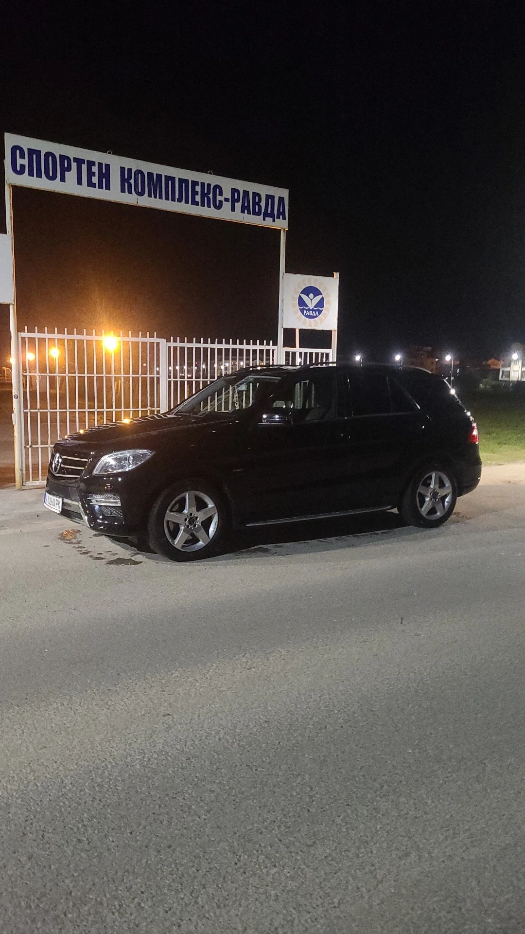 Mercedes-Benz ML 350, снимка 5 - Автомобили и джипове - 54323672