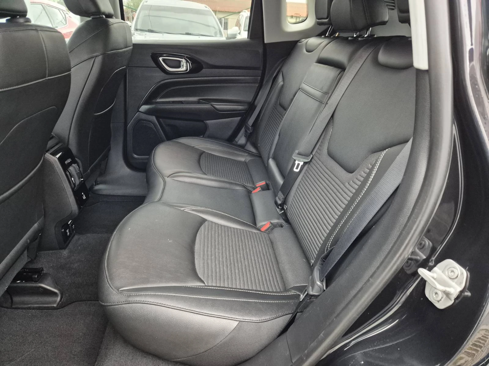 Jeep Compass T4-PHEV-LIMITED-FACE LIFT, снимка 15 - Автомобили и джипове - 54363834