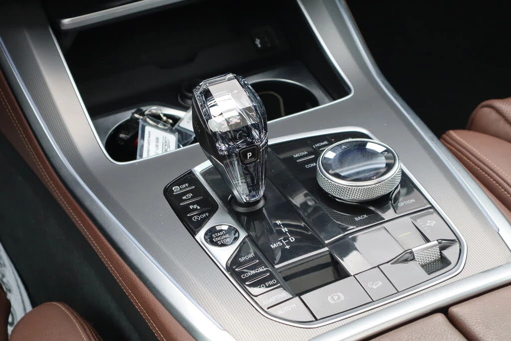 BMW X5 40i* M-SPORT* HEAD-UP* 360* ОБДУХ* ПАНО* LASER, снимка 12 - Автомобили и джипове - 54642504