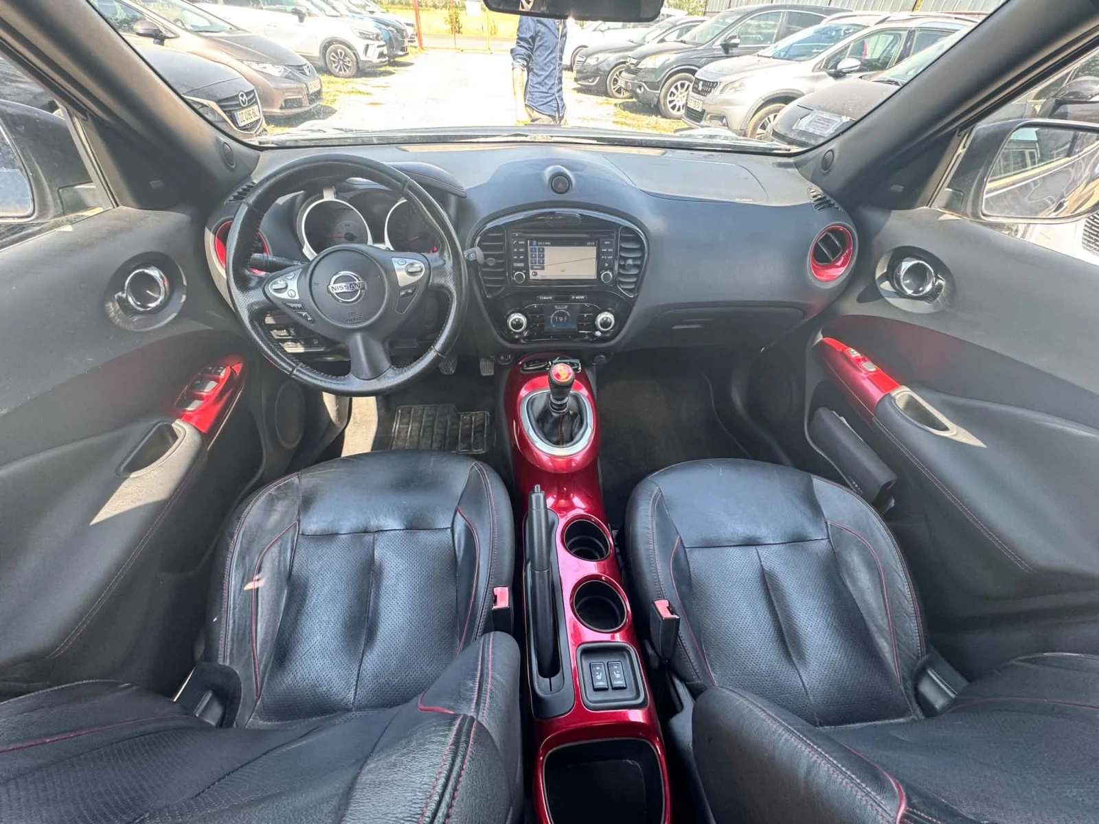 Nissan Juke 1.2 DIG-Turbo Tekna 360 , снимка 11 - Автомобили и джипове - 55600637