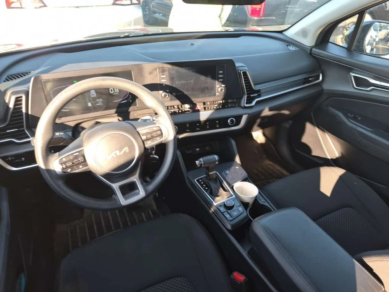Kia Sportage * LX * АВТОКРЕДИТ БЕЗ ПЪРВОНАЧАЛНА ВНОСКА* , снимка 12 - Автомобили и джипове - 55605815