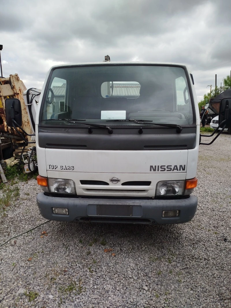 Nissan Capstar САМОСВАЛ  С КРАН, снимка 5 - Бусове и автобуси - 45552070