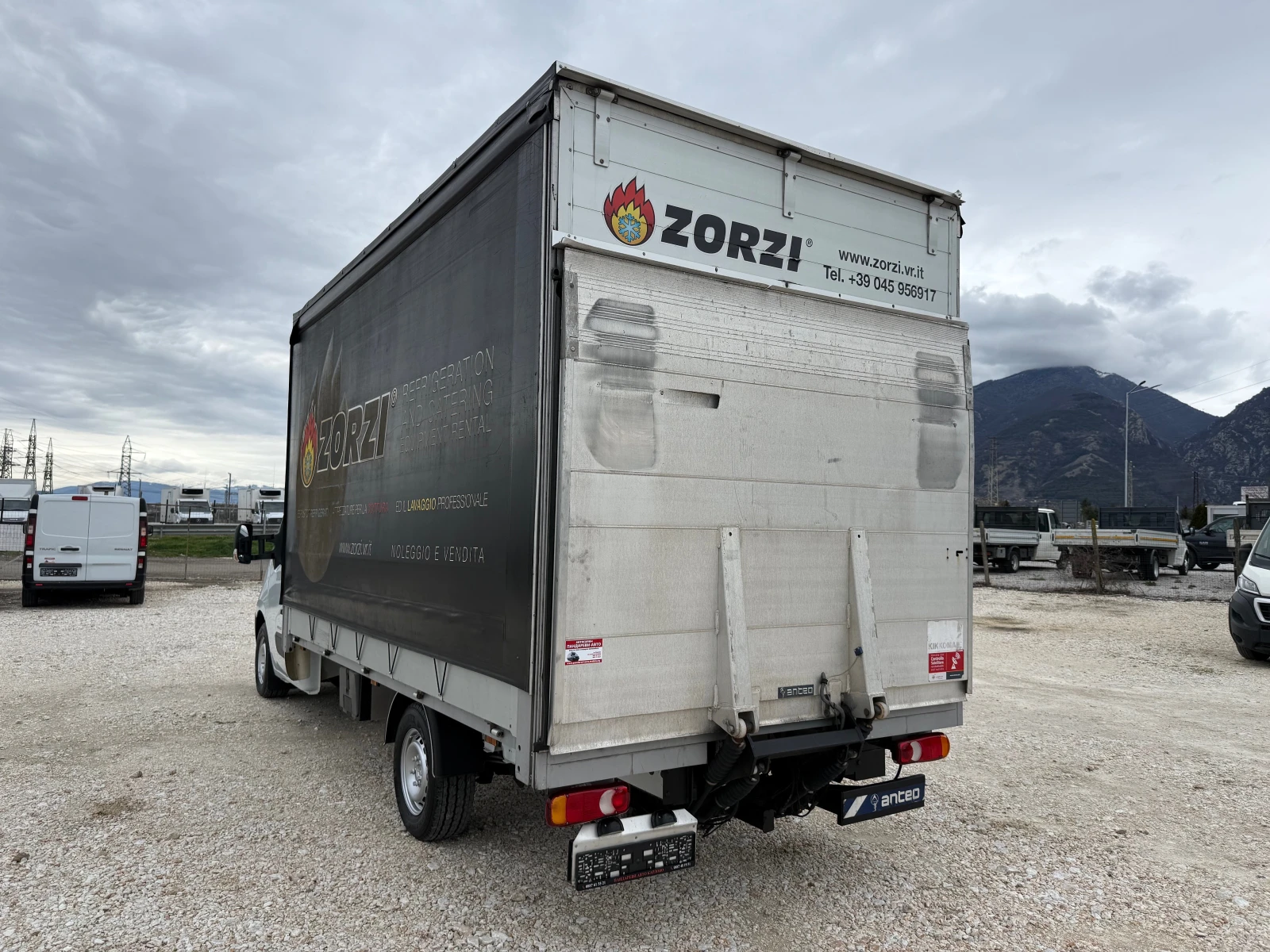 Renault Master 2.3 163кс. EURO6 ПАДАЩ БОРД, снимка 7 - Бусове и автобуси - 54058356