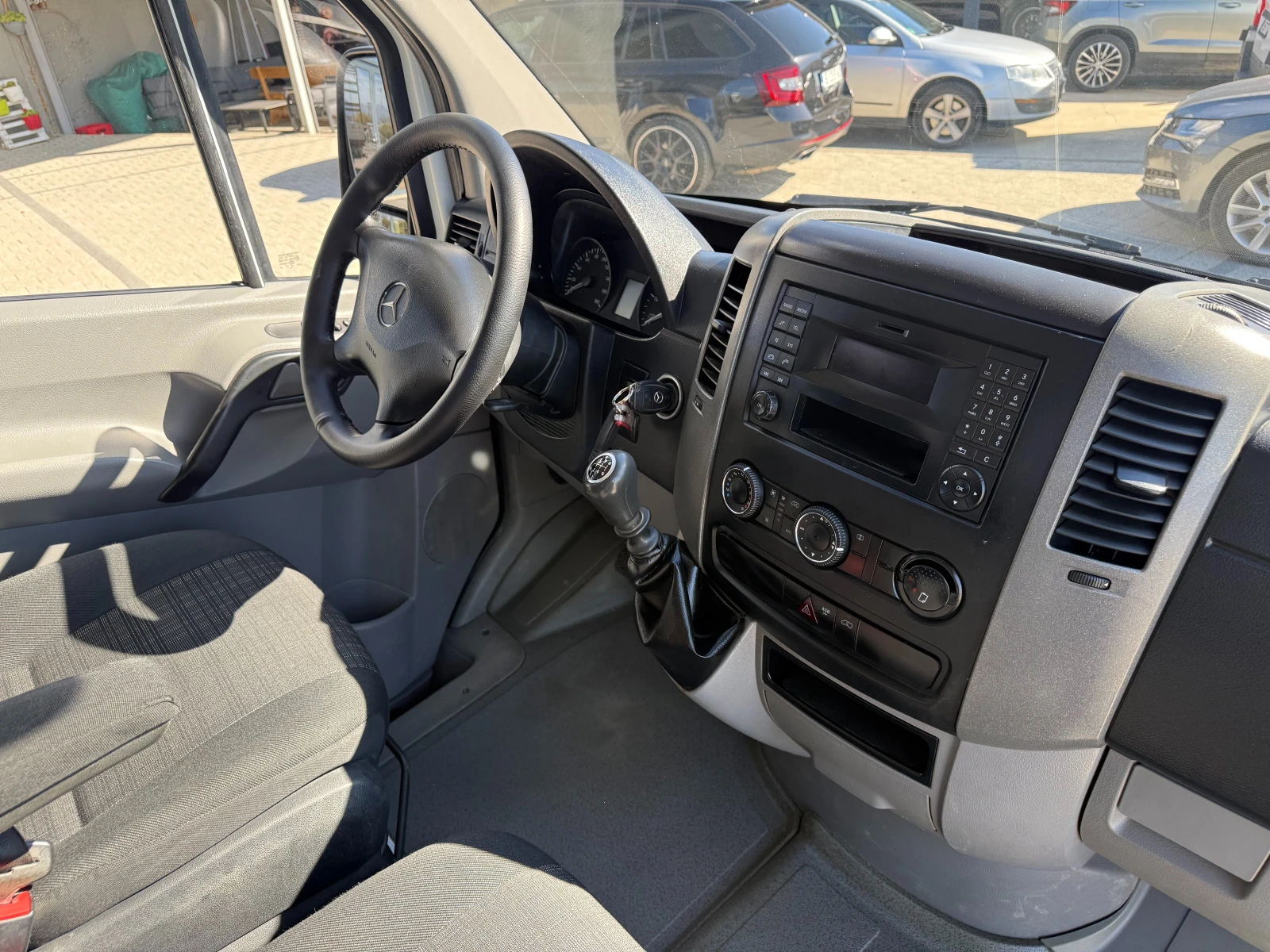 Mercedes-Benz Sprinter 319 CDI ����������� 7-������ Euro 6 - 2 ����  | Mobile.bg � ����������� 12