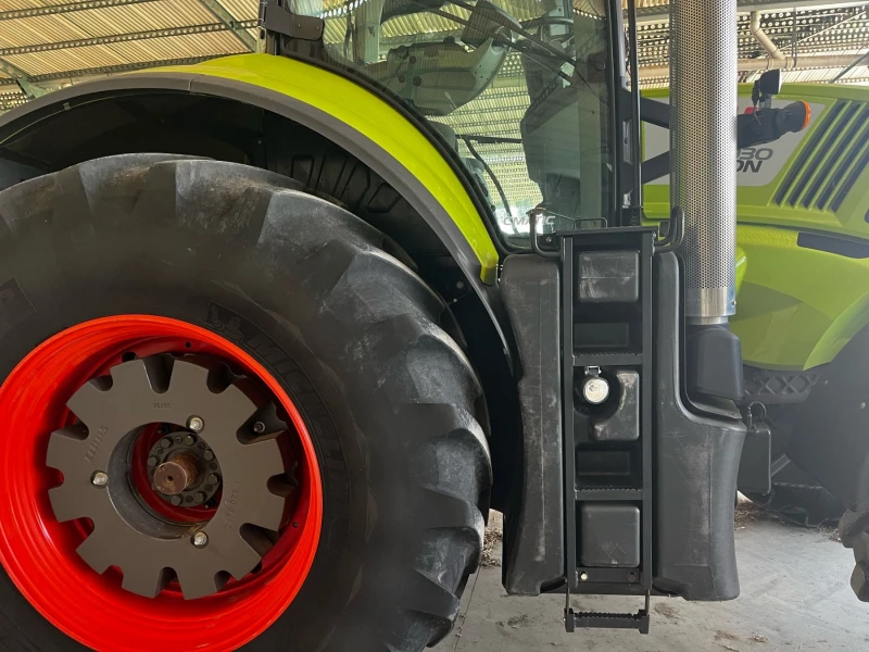 Трактор Claas Axion 930, снимка 9 - Селскостопанска техника - 52468815