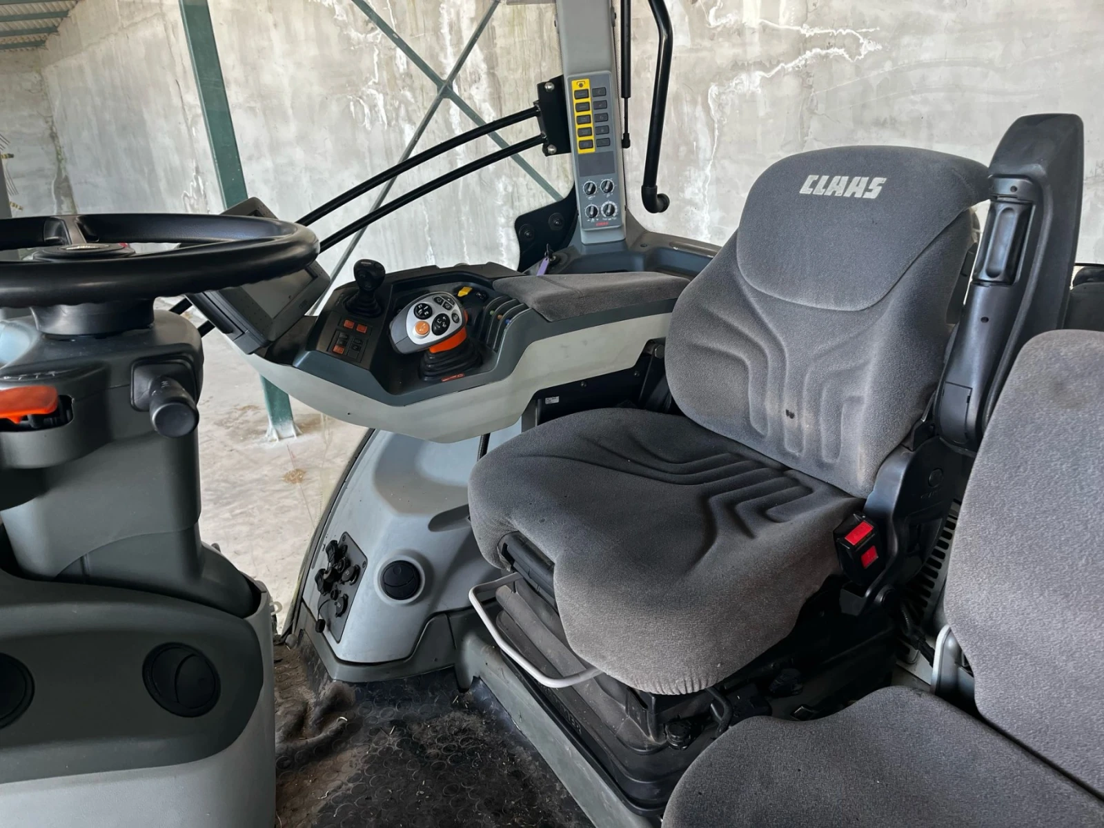 Трактор Claas Axion 930 - изображение 10