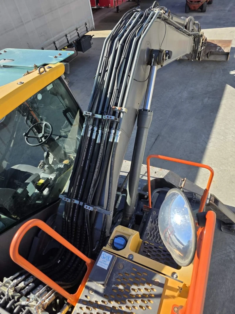 Багер Volvo EW160E, снимка 15 - Индустриална техника - 52224362