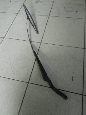 Рамо чистачка дясно Форд Фиеста (7)