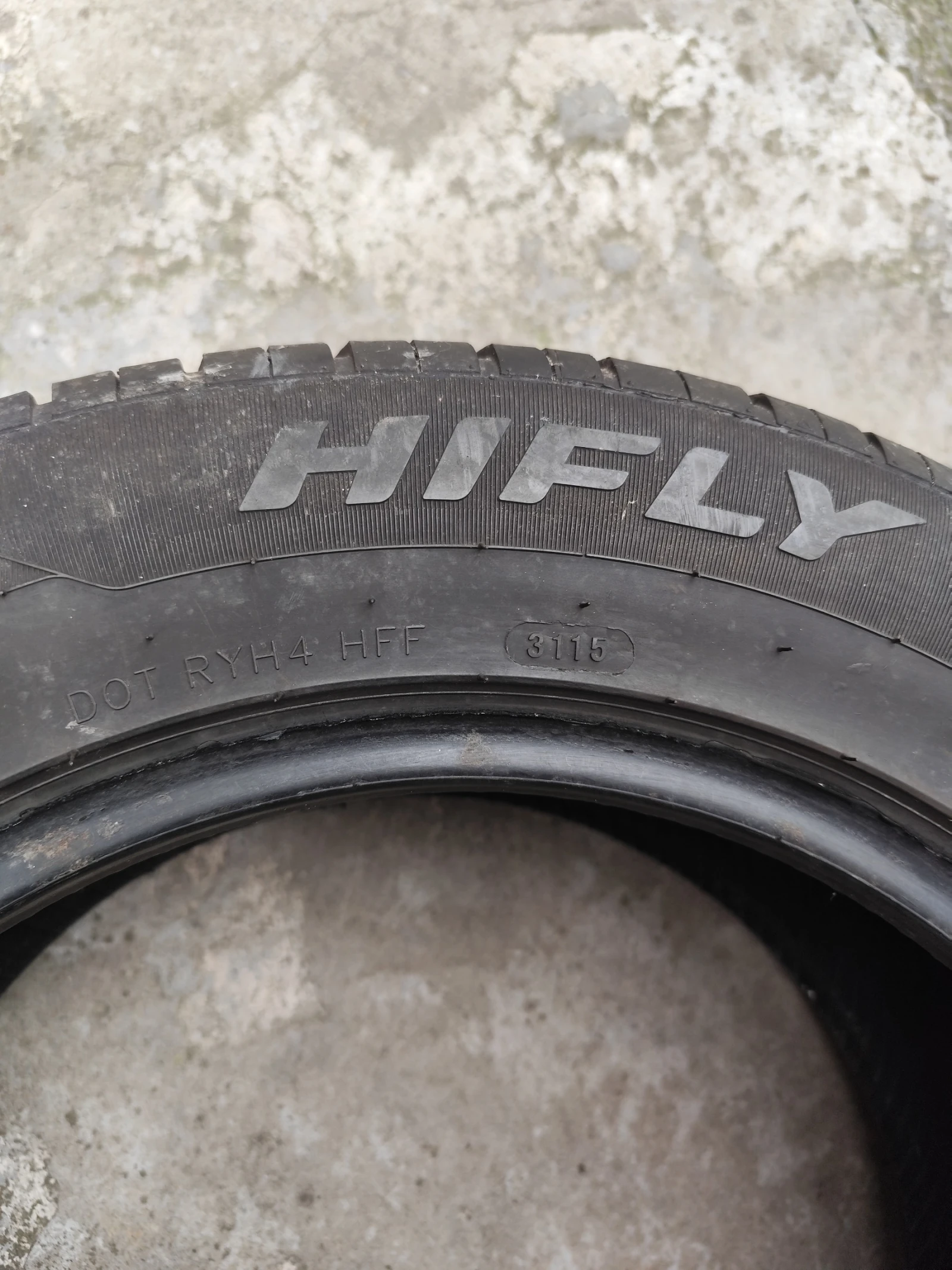 Гуми Летни 225/55R16, снимка 7 - Гуми и джанти - 54659143