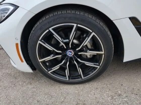 BMW i4 EDRIVE40| HARMAN KARDON| AMBIENT| PANO| 2 КЛЮЧА , снимка 7