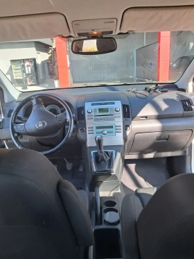 Toyota Corolla verso, снимка 1