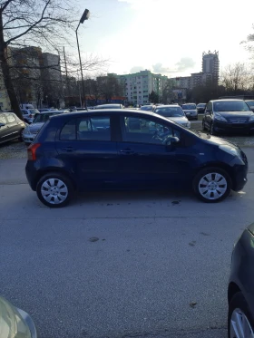 Toyota Yaris 1, 0 бензин, снимка 4