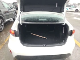 Toyota Corolla LE  CARFAX, снимка 13