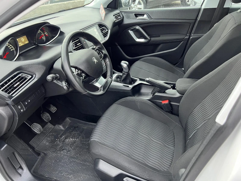 Peugeot 308 1.6hdi EURO6, снимка 10 - Автомобили и джипове - 38945426