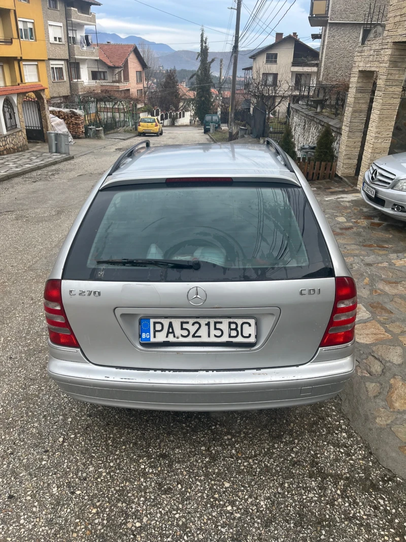 Mercedes-Benz C 270, снимка 3 - Автомобили и джипове - 47281678