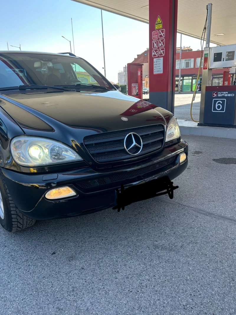 Mercedes-Benz ML 270 Топ састояние, снимка 1 - Автомобили и джипове - 47564045