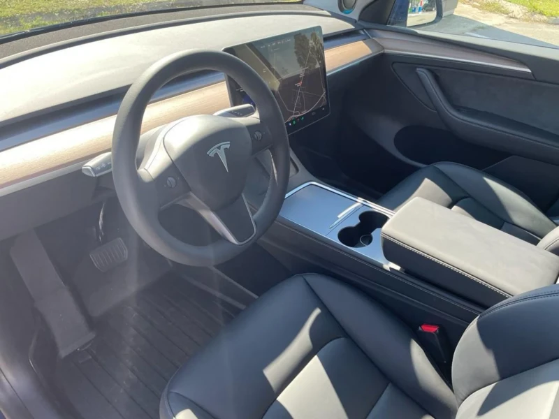 Tesla Model Y LR AWD 2024, снимка 4 - Автомобили и джипове - 49469087