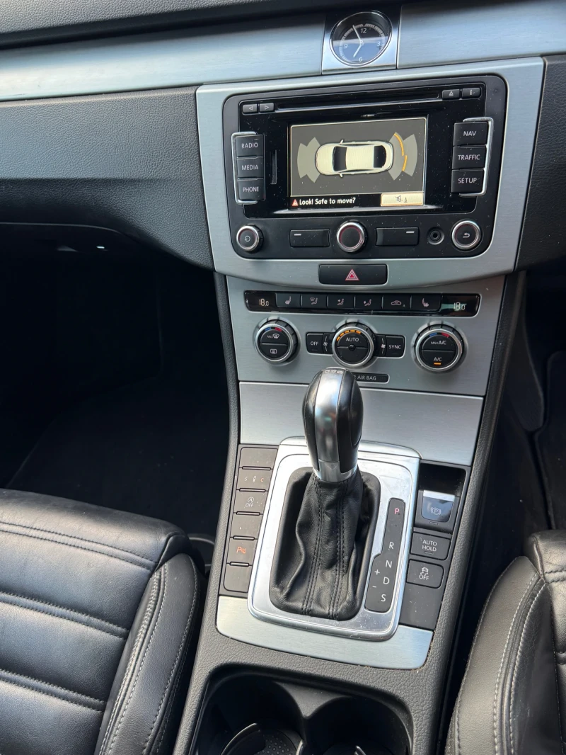 VW Passat 2.0 TDI DSG, снимка 9 - Автомобили и джипове - 51899957