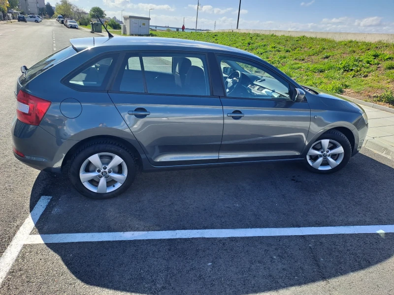 Skoda Rapid 1, 6 TDI автоматик, снимка 6 - Автомобили и джипове - 51484818