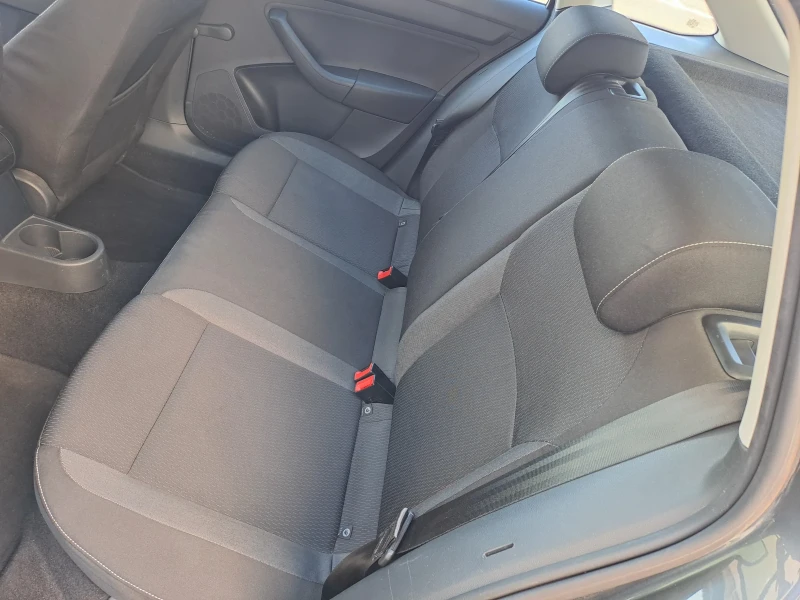 Skoda Rapid 1, 6 TDI автоматик, снимка 13 - Автомобили и джипове - 51484818