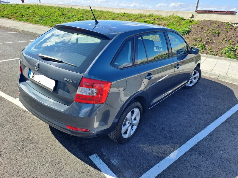 Skoda Rapid 1, 6 TDI автоматик, снимка 5 - Автомобили и джипове - 51484818