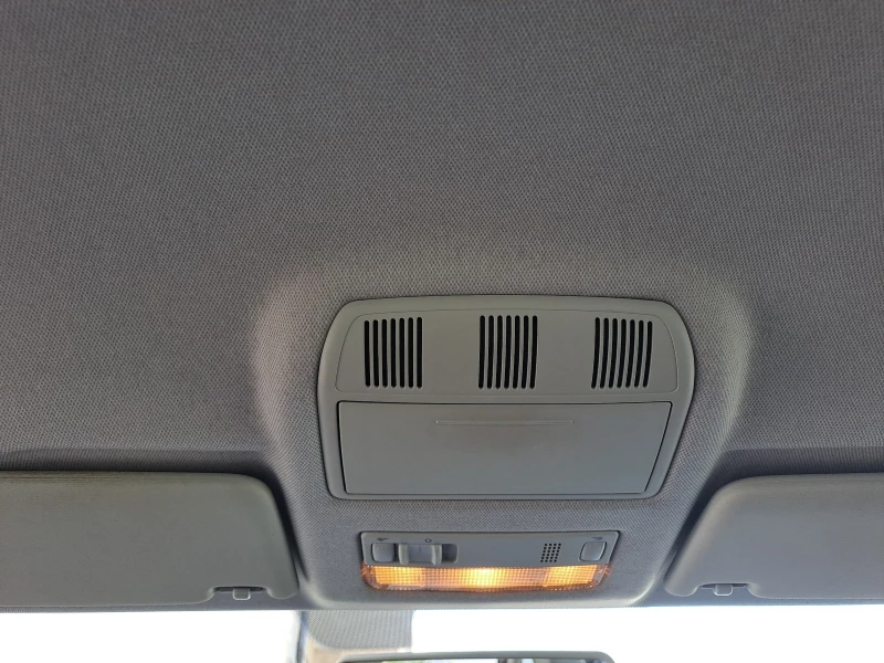 Skoda Rapid 1, 6 TDI автоматик, снимка 14 - Автомобили и джипове - 51484818