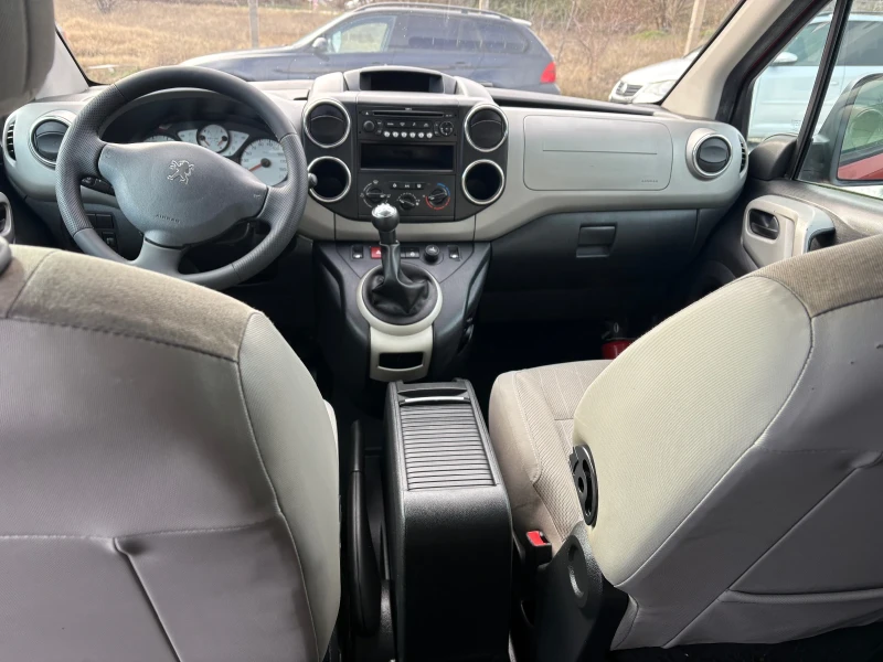 Peugeot Partner 1.6 HDI 110 Ps, снимка 9 - Автомобили и джипове - 53087172