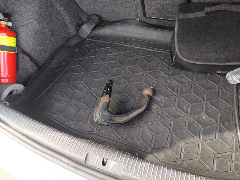 VW Golf Gtd, снимка 9 - Автомобили и джипове - 53476312