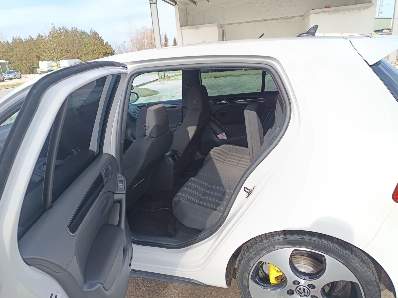 VW Golf Gtd, снимка 8 - Автомобили и джипове - 53476312