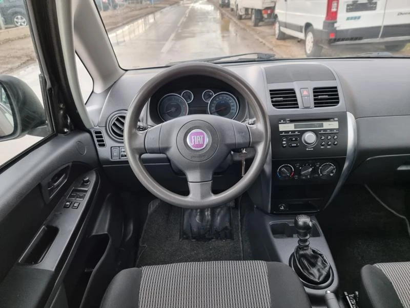 Fiat Sedici 2.0MULTI-JET, снимка 12 - Автомобили и джипове - 35661250