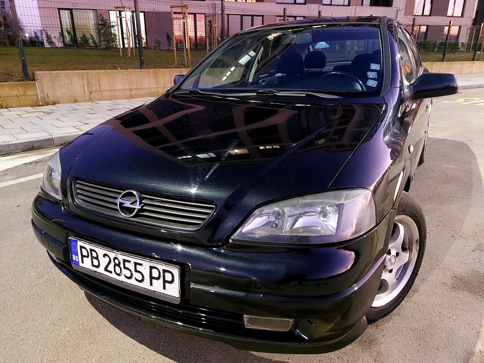 Opel Astra 1.6, снимка 1