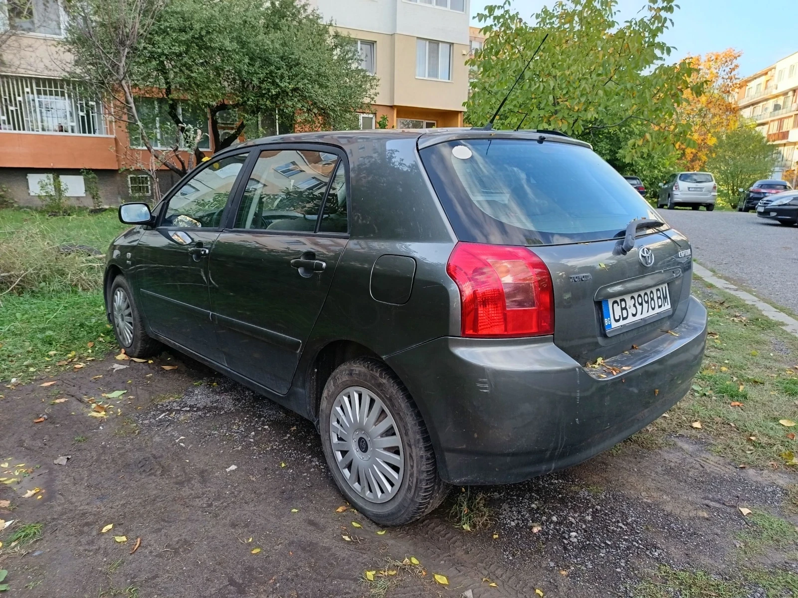 Toyota Corolla 1.4 - изображение 4