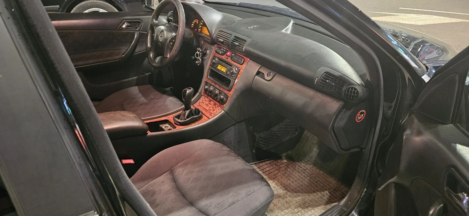 Mercedes-Benz C 200 W203 c200 cdi  - изображение 10