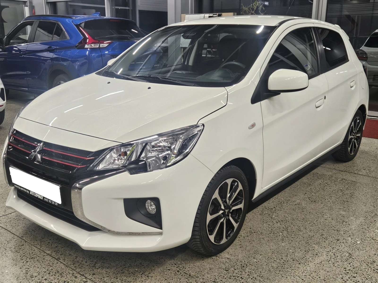 Mitsubishi Space star 1.2 AUTO - изображение 2