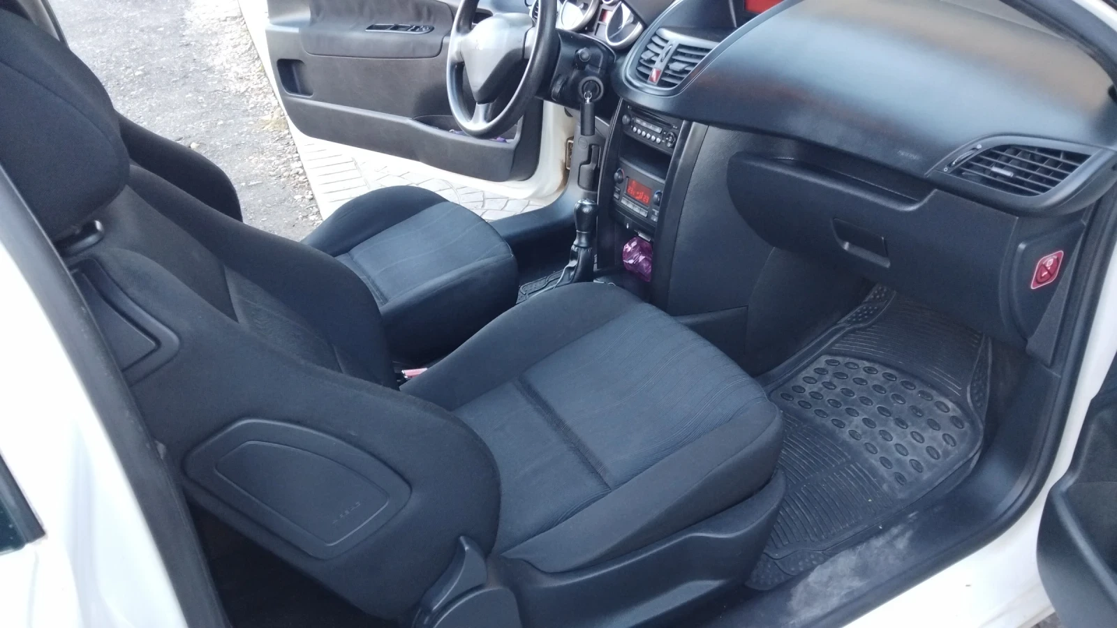 Peugeot 207  - изображение 4